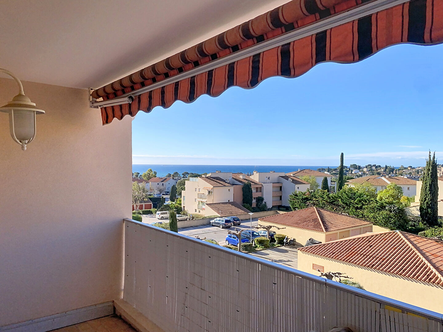 Maison à louer, 39m², Carqueiranne