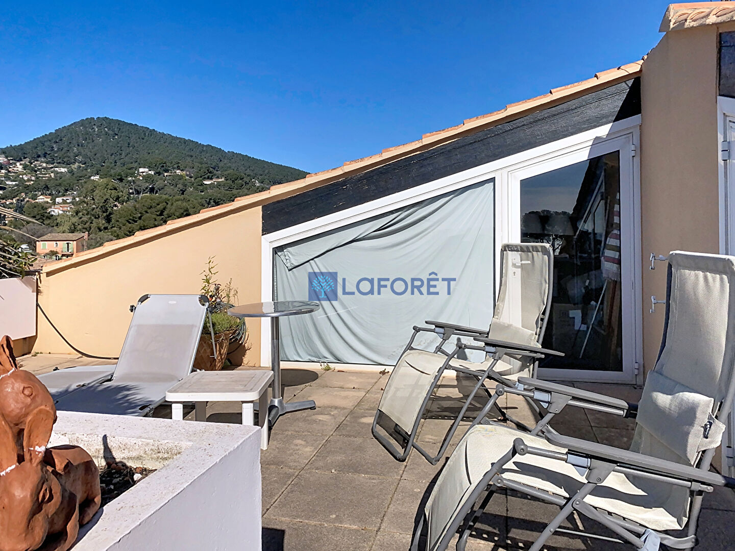 Maison à louer, 104m², Carqueiranne