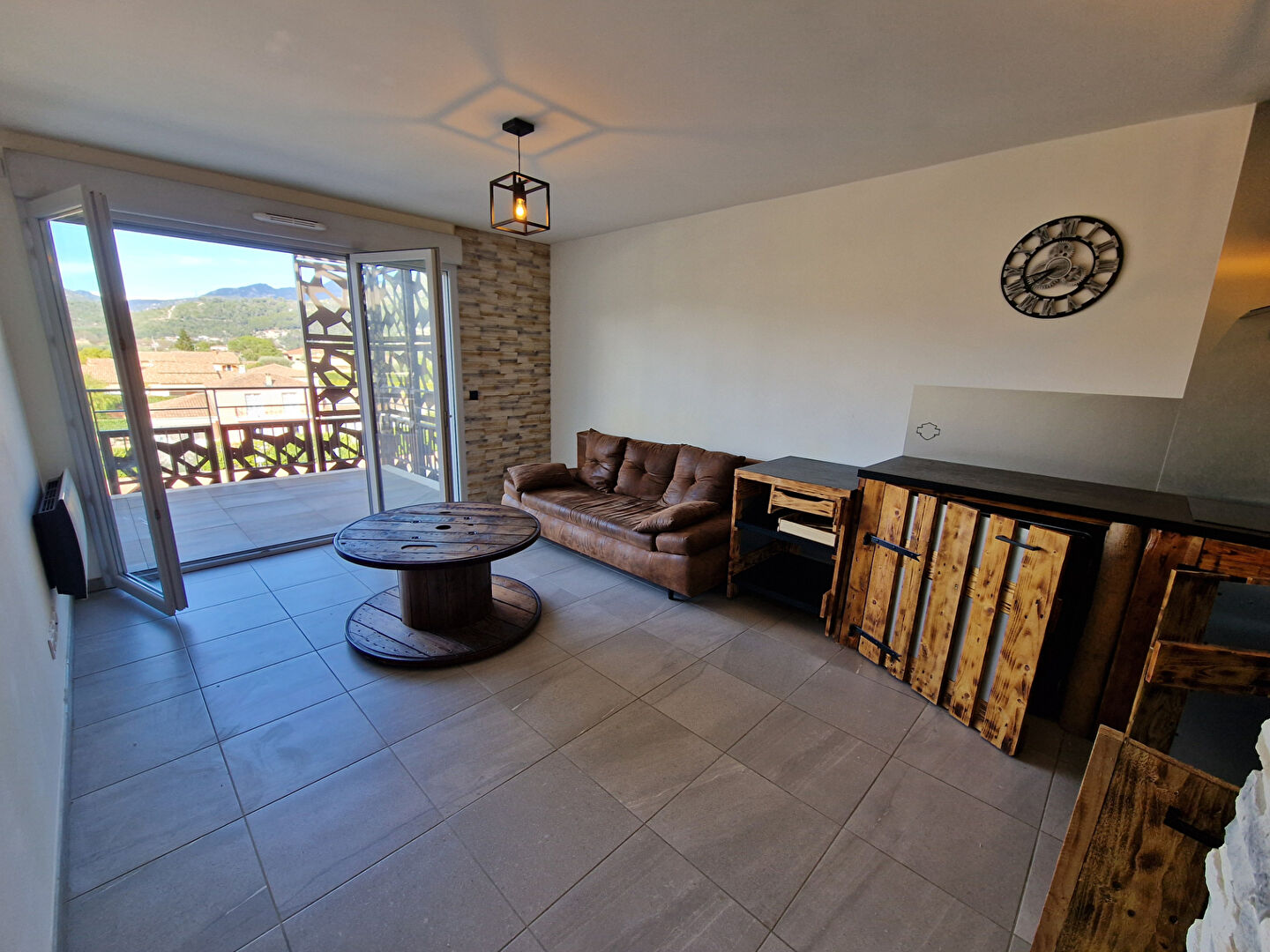 Maison à louer, 39m², Carros