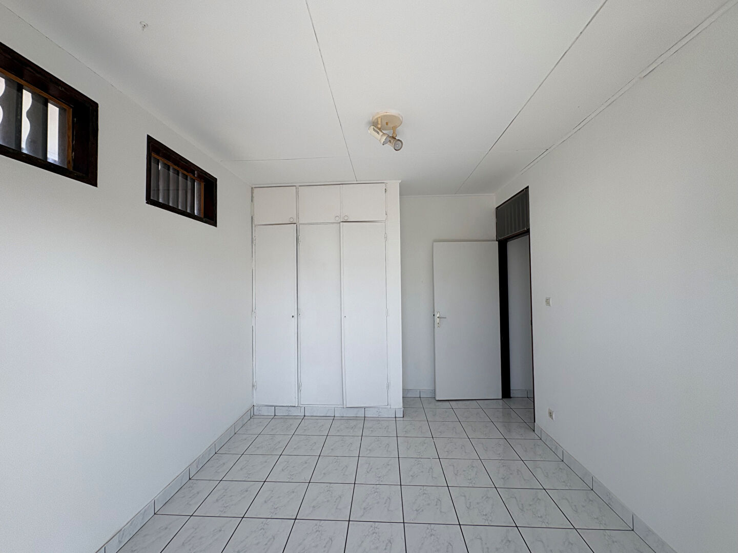 Maison à louer, 119m², REMIRE MONTJOLY