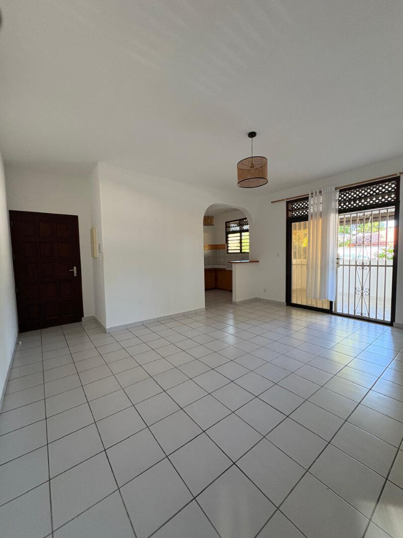 Maison à louer, 52m², CAYENNE