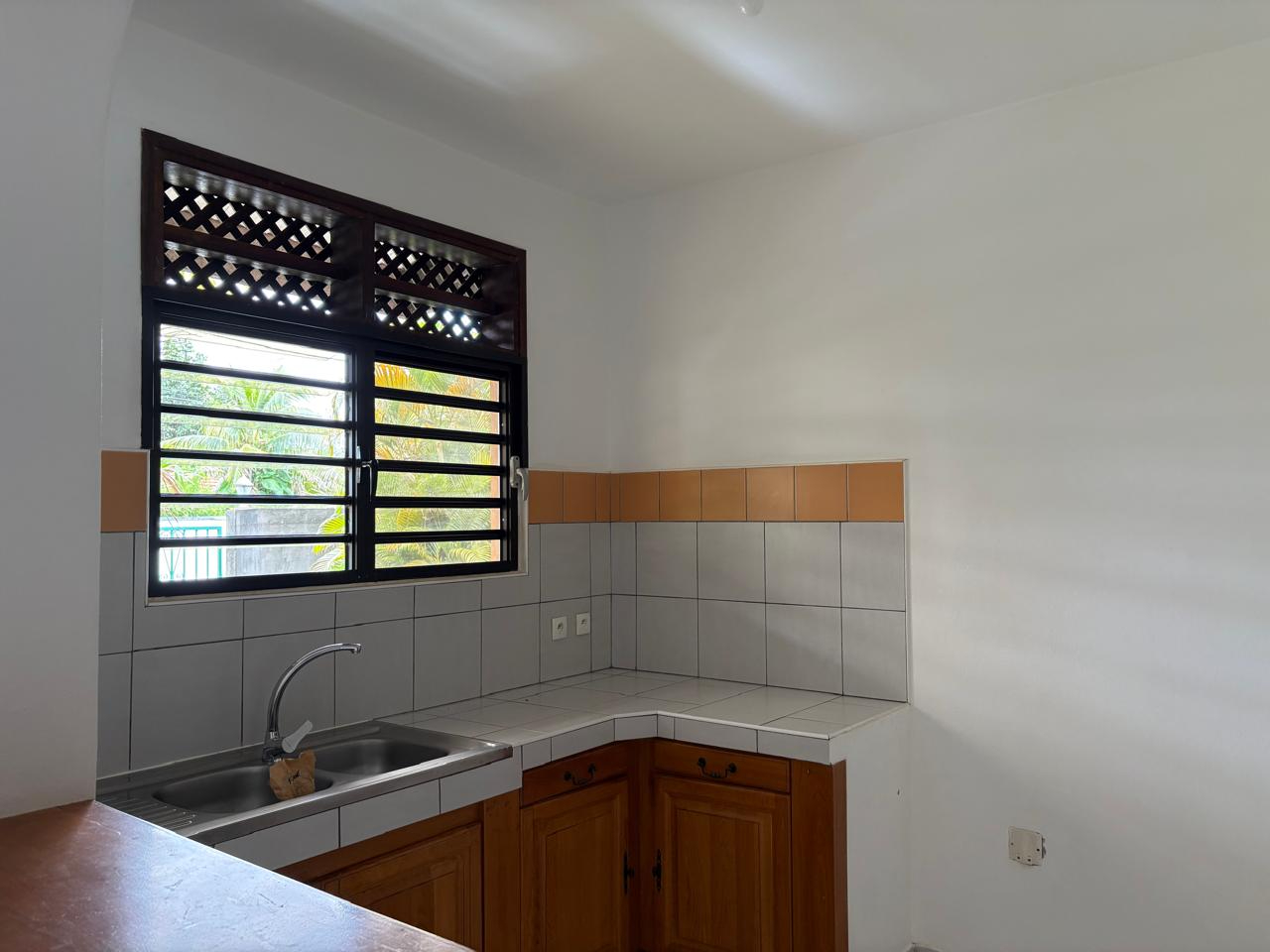 Maison à louer, 53m², CAYENNE
