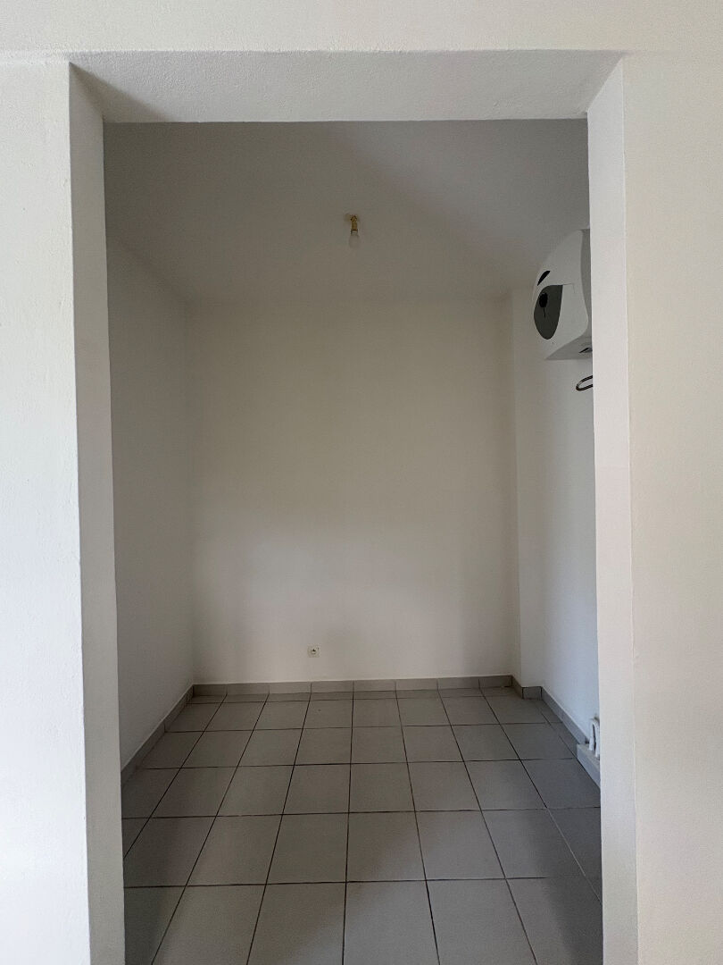 Maison à louer, 55m², CAYENNE