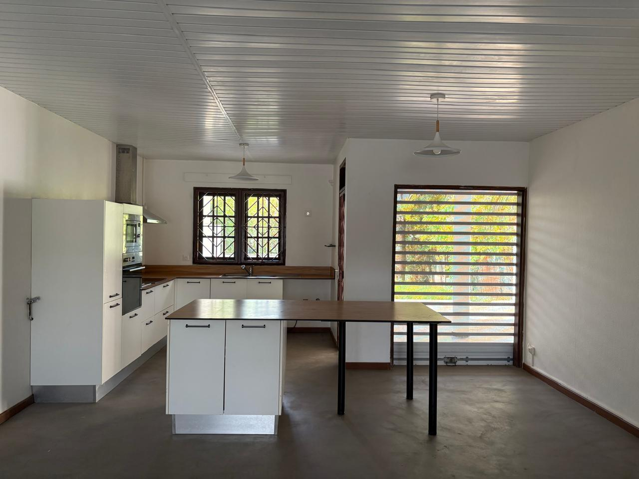 Maison à louer, 109m², Remire-Montjoly