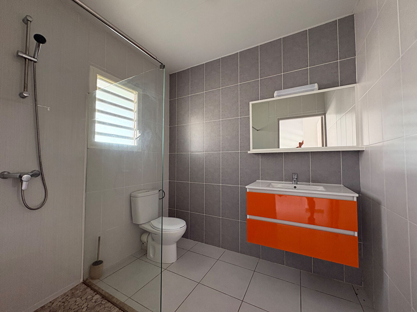 Maison à louer, 49m², REMIRE MONTJOLY