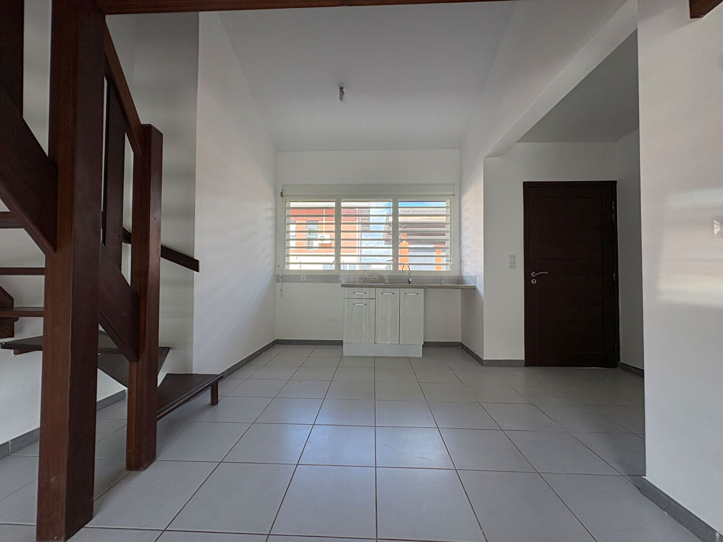 Maison à louer, 49m², REMIRE MONTJOLY