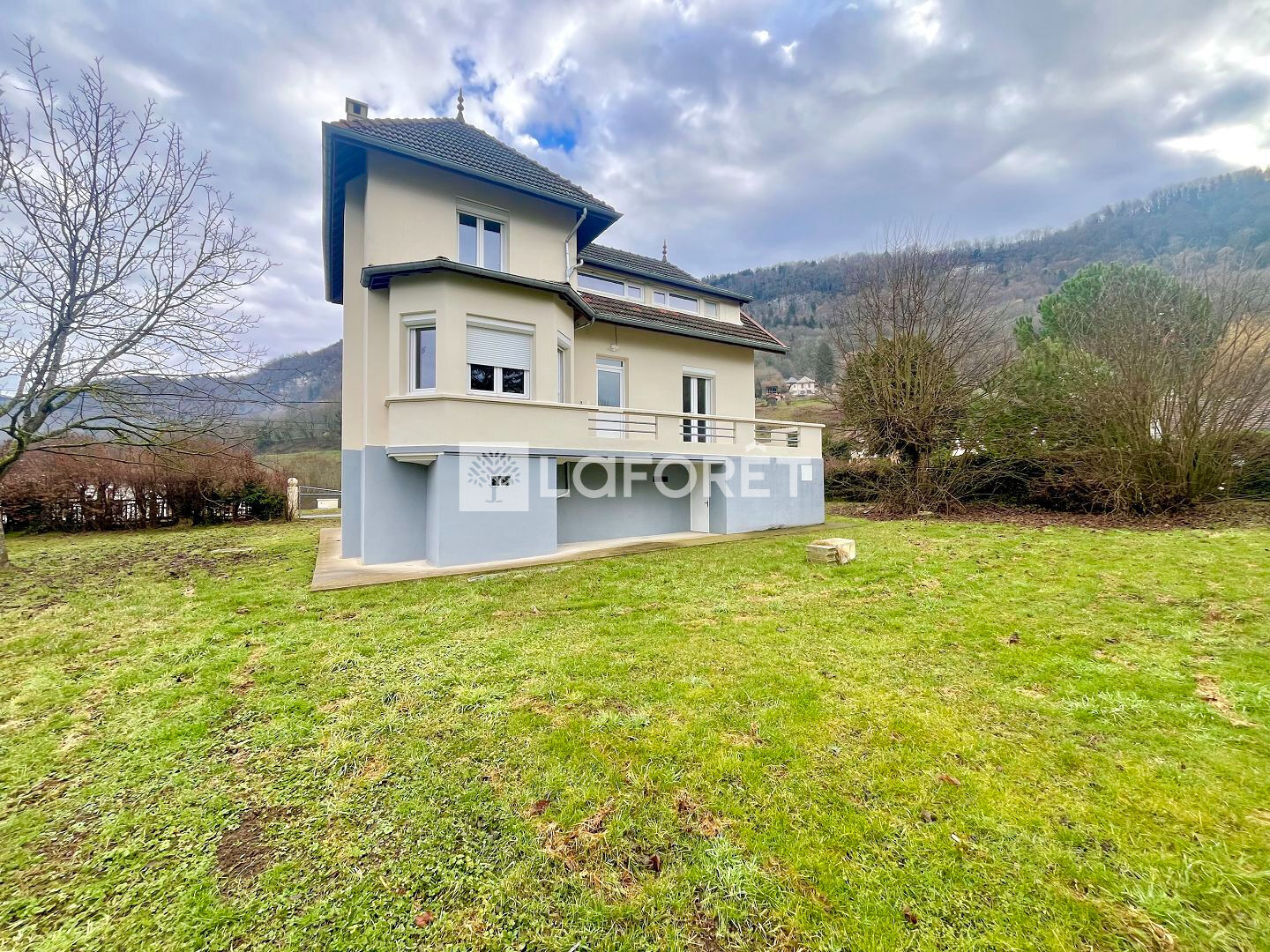 Maison à vendre, 140m², Saint-Béron