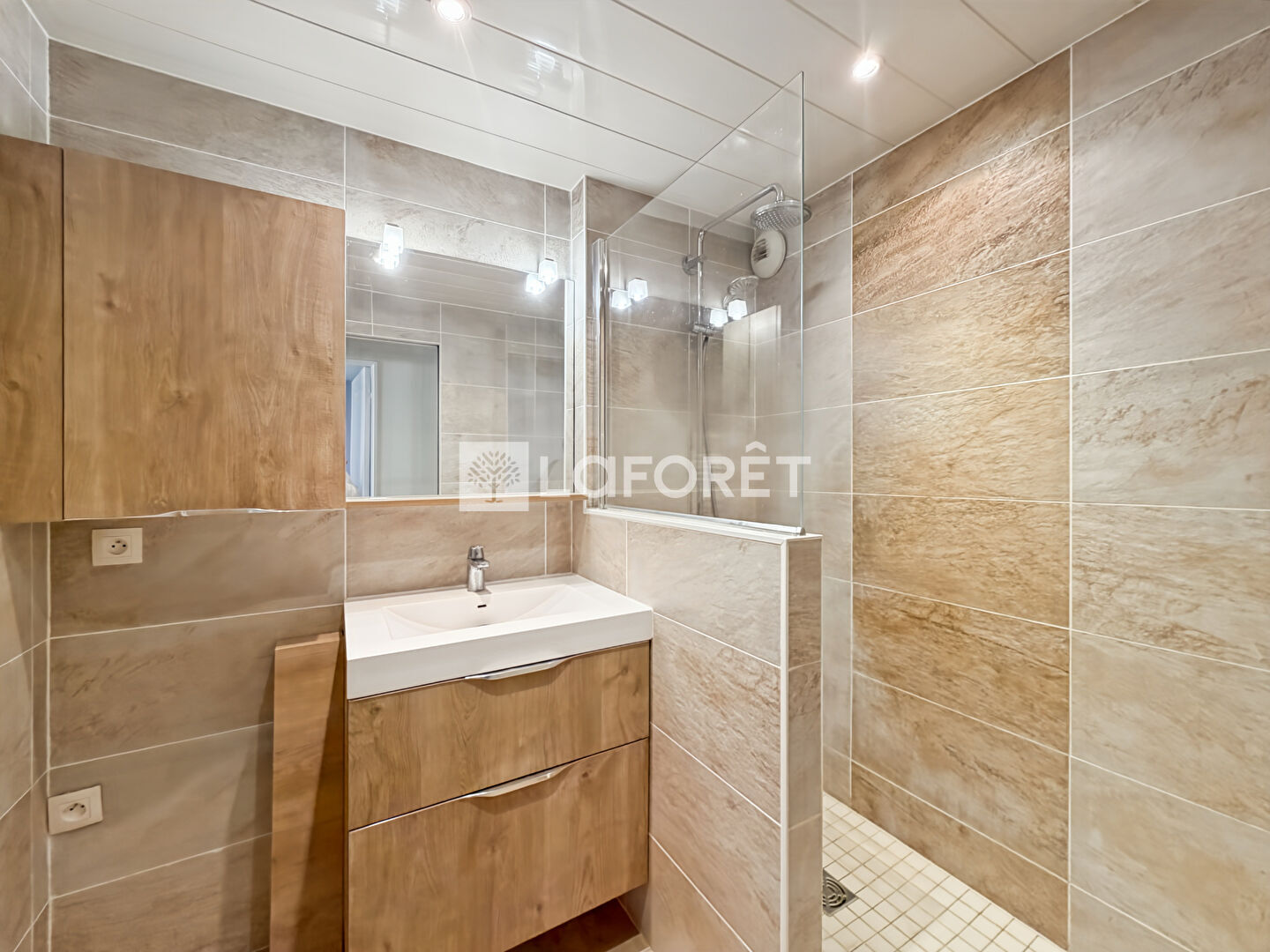 Maison à vendre, 61m², SAINT LEU D ESSERENT
