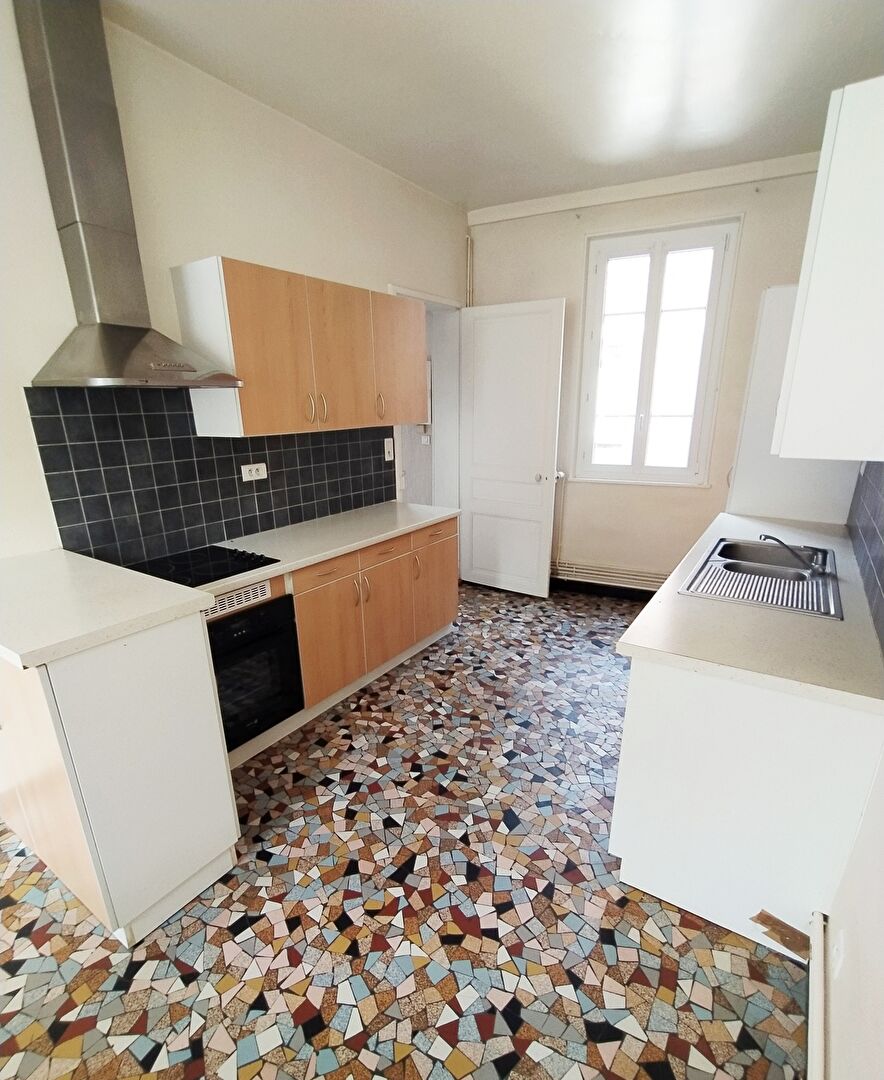 Maison à louer, 96m², CHAUNY