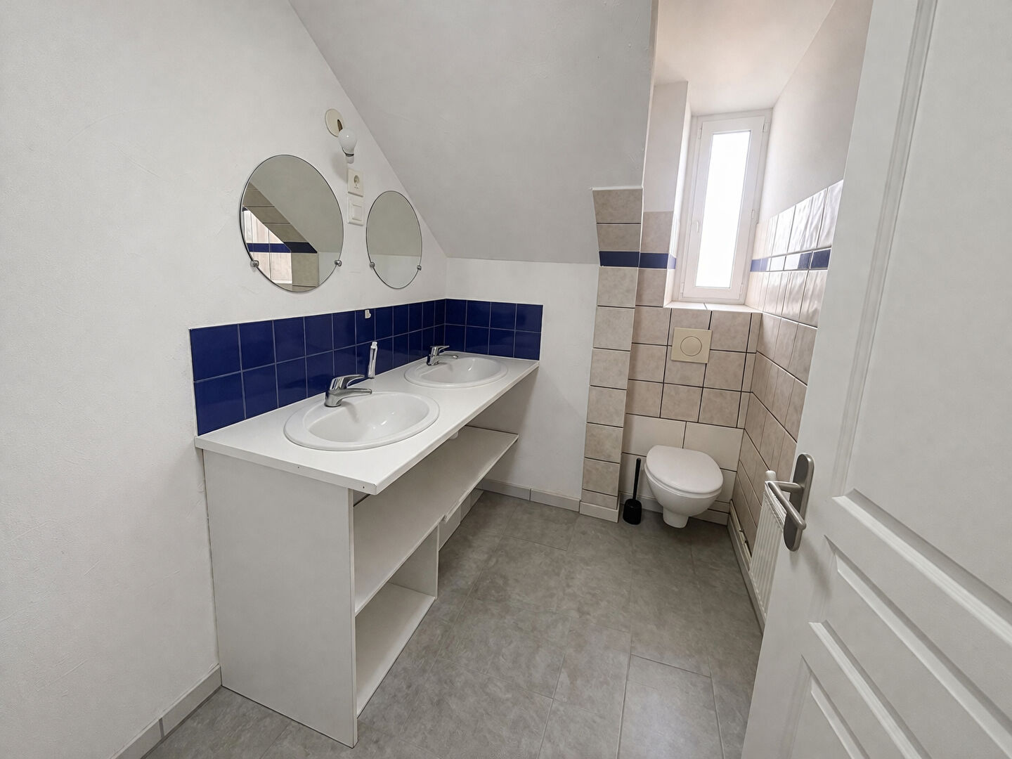 Maison à louer, 54m², CHAZELLES SUR LYON