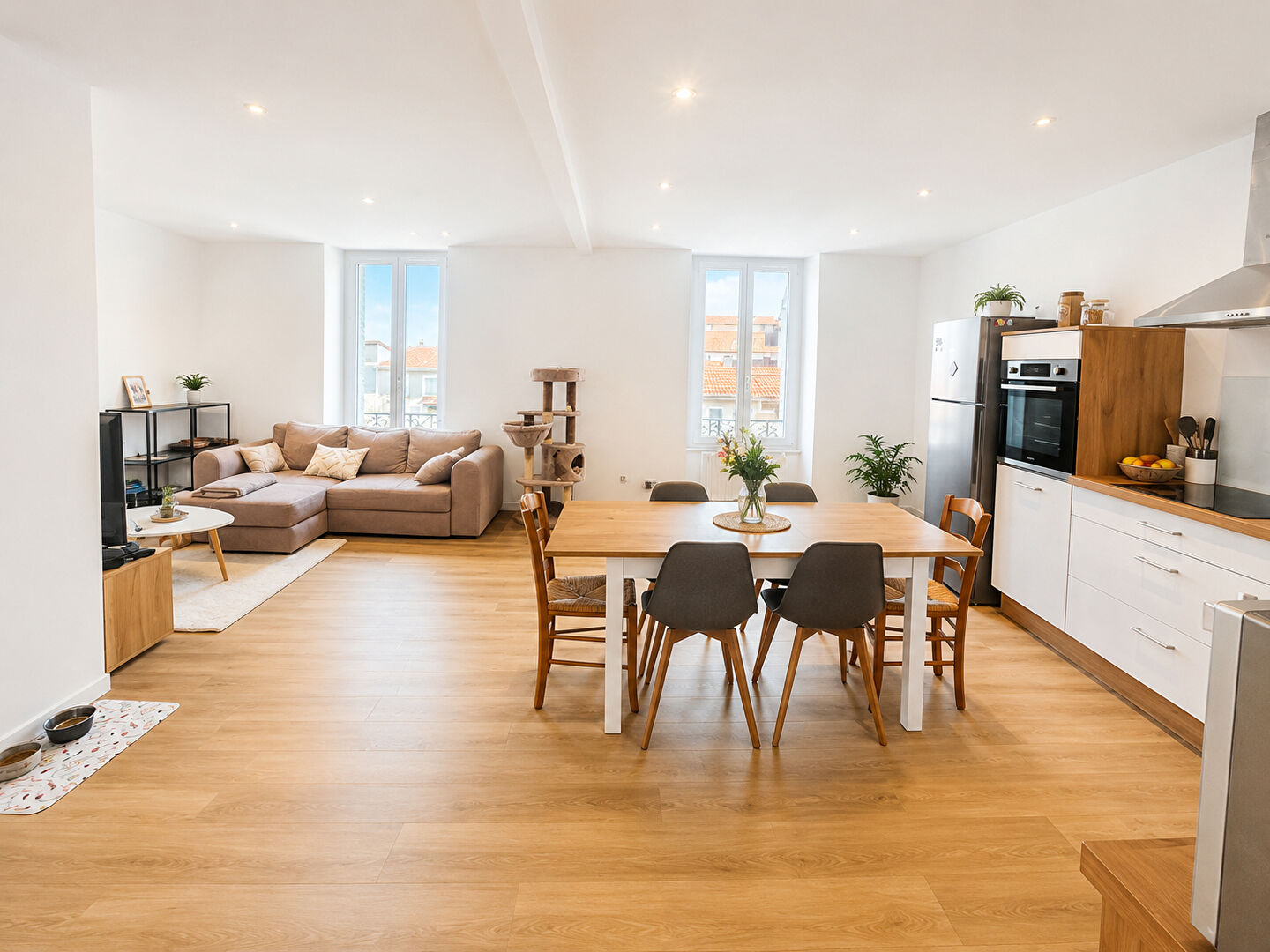Maison à louer, 80m², CHAZELLES SUR LYON