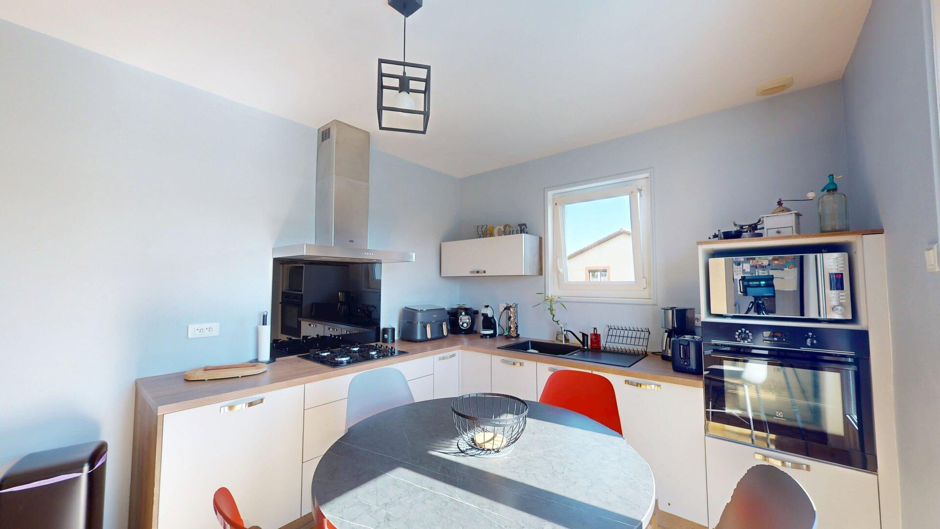 Maison à vendre, 124m², Grézieu-le-Marché