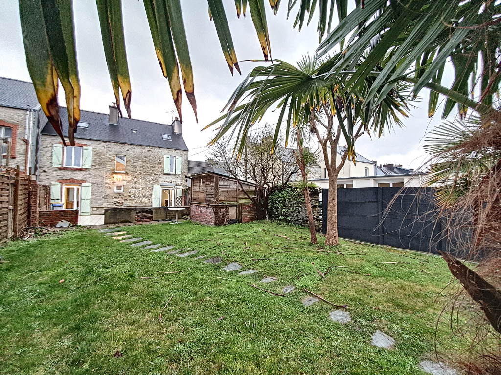 Achat maison près de CherbourgenCotentin 7 pièce(s) 160 m² 274 000 € ⇔ Laforêt Immobilier