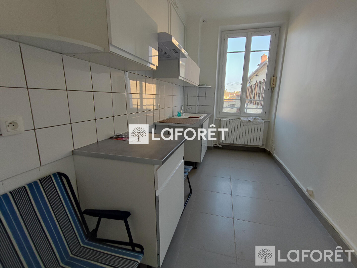 Maison à louer, 42m², MOUY