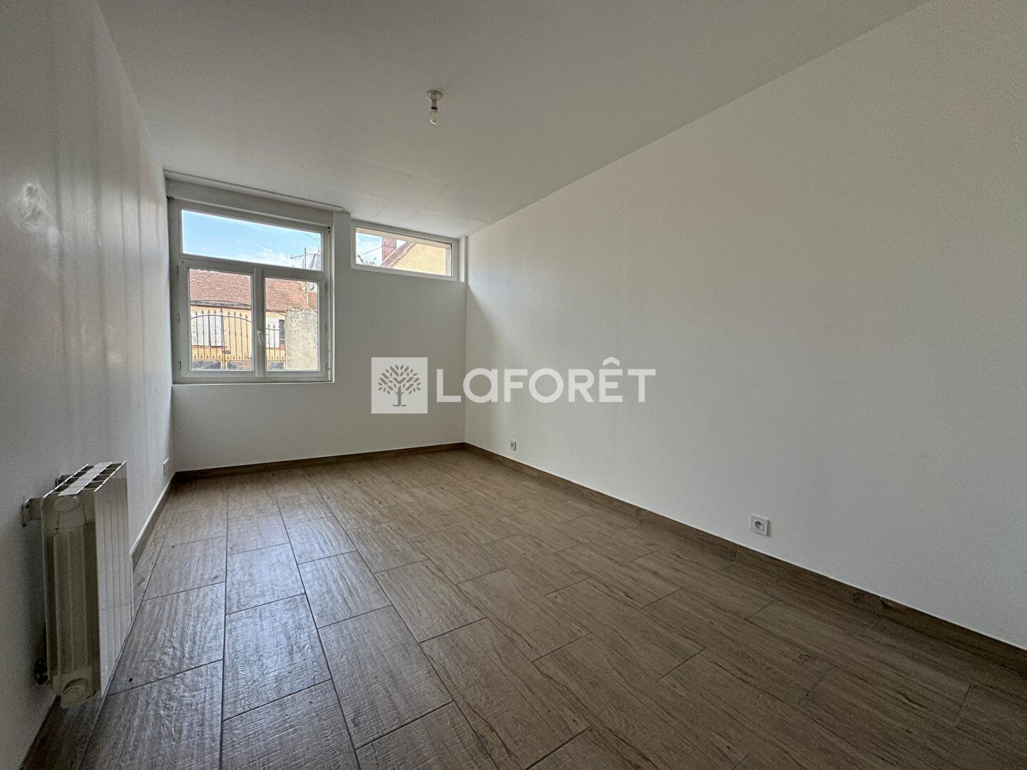 Maison à louer, 74m², BRESLES