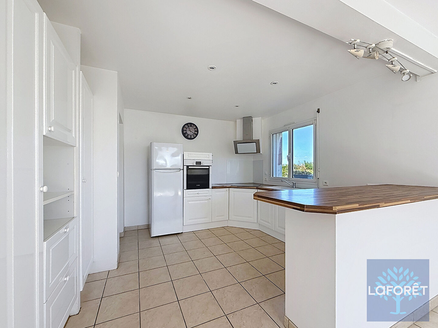 Maison à louer, 107m², MELGVEN