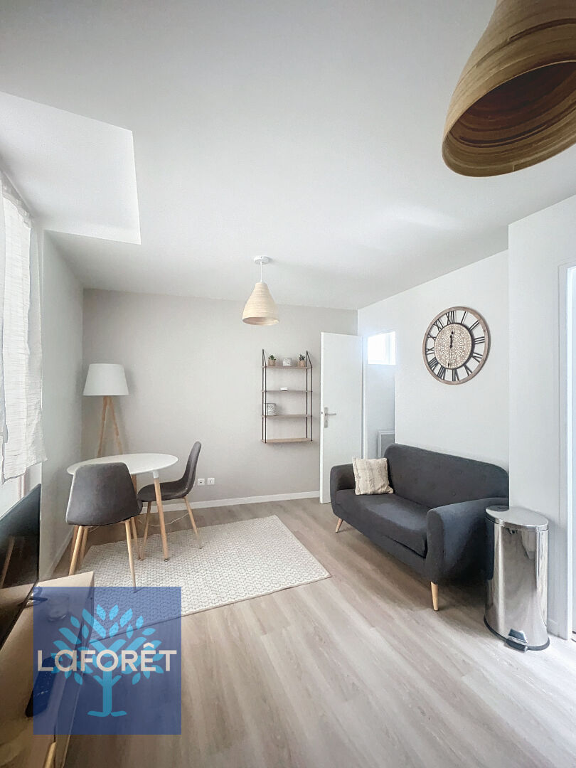 Location appartement près de CORBEIL ESSONNES 1 pièce(s) 23 m²