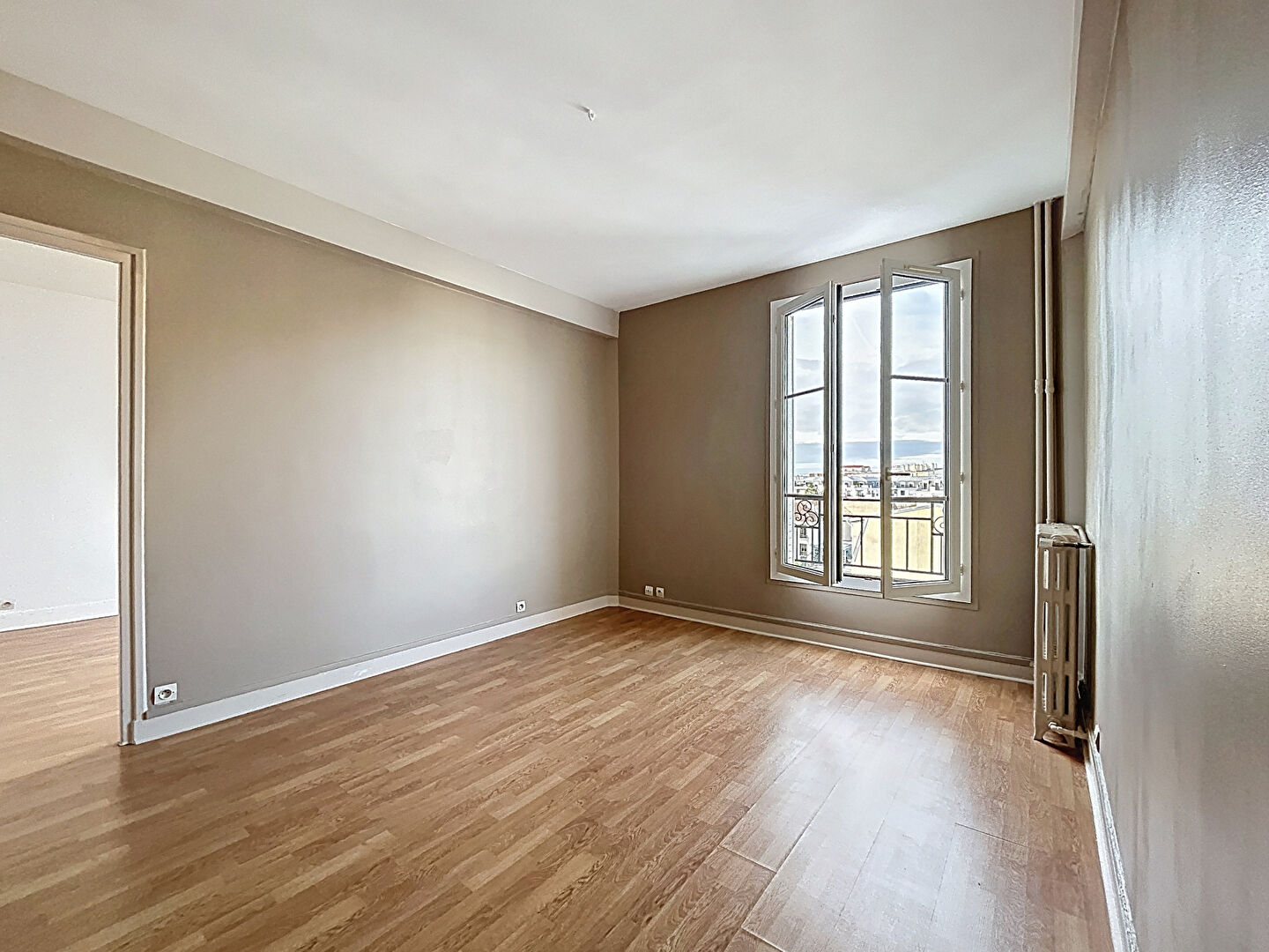Maison à louer, 47m², Courbevoie