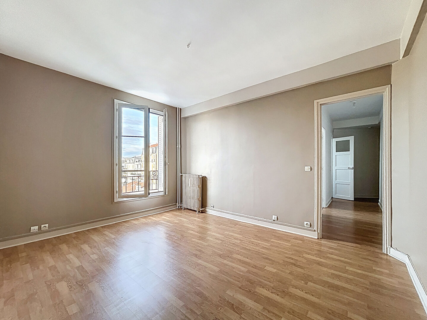 Maison à louer, 47m², Courbevoie
