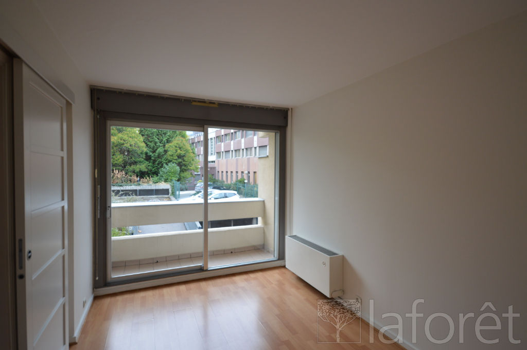 Maison à louer, 42m², Courbevoie