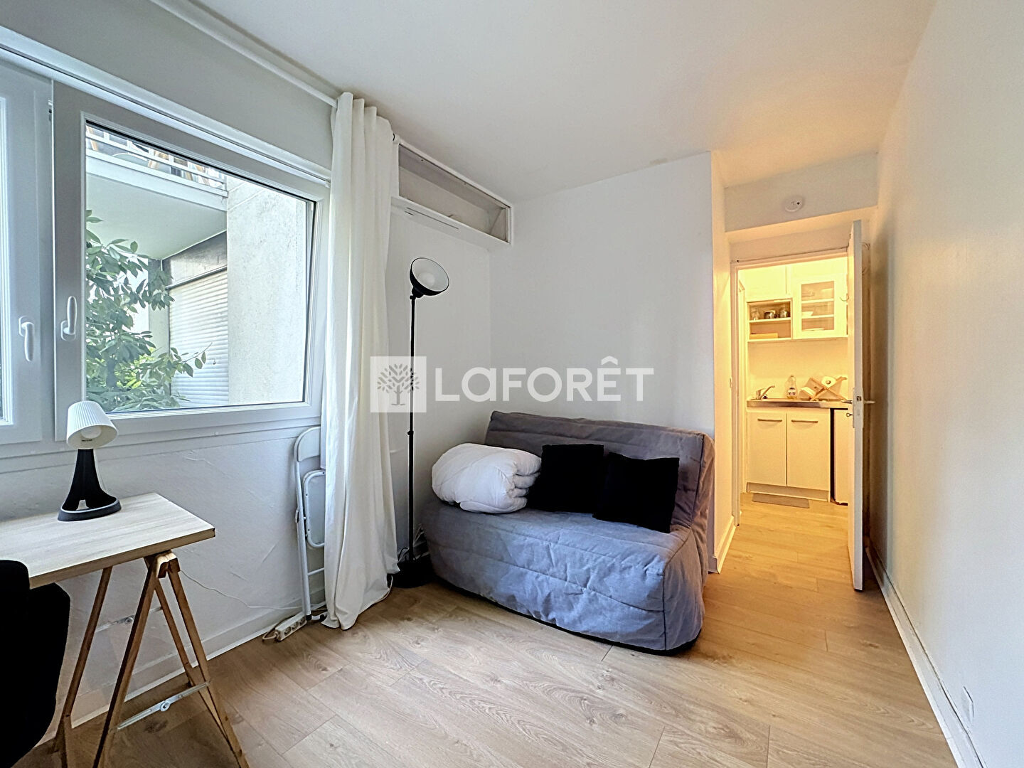 Maison à louer, 18m², COURBEVOIE