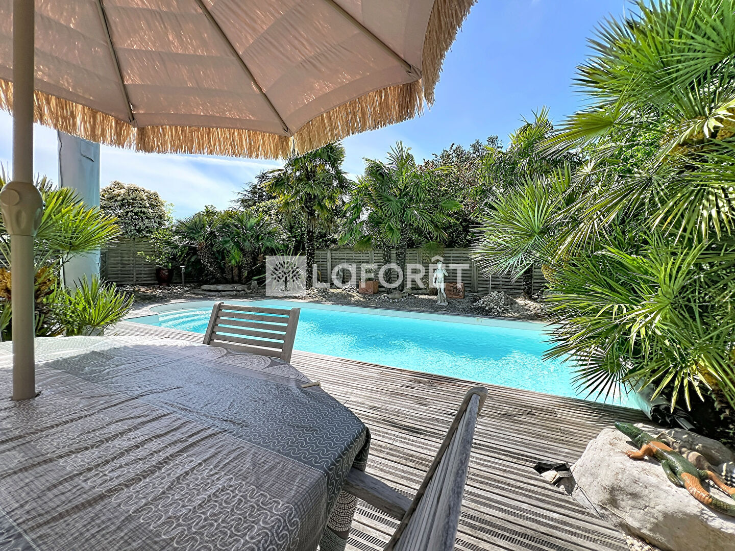 Maison T7 - 220m² - CHOLET — 7 pièces, 220 m², 6 chambres — photo 17