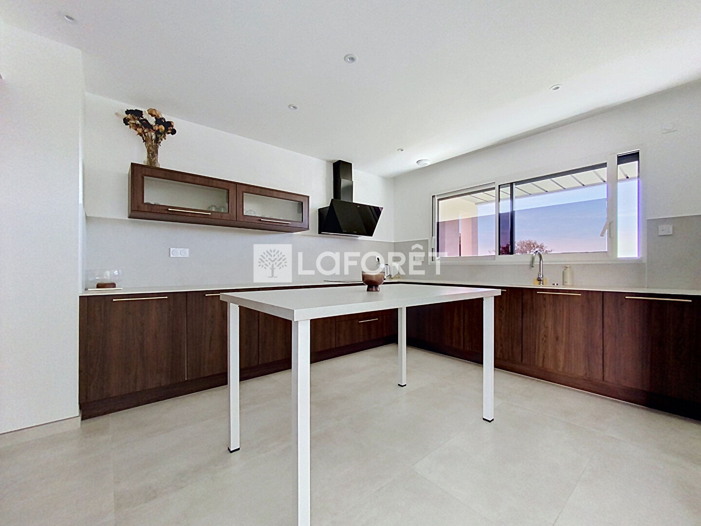 Maison T6 - 140m² - Cholet — 6 pièces, 140 m², 4 chambres — photo 5