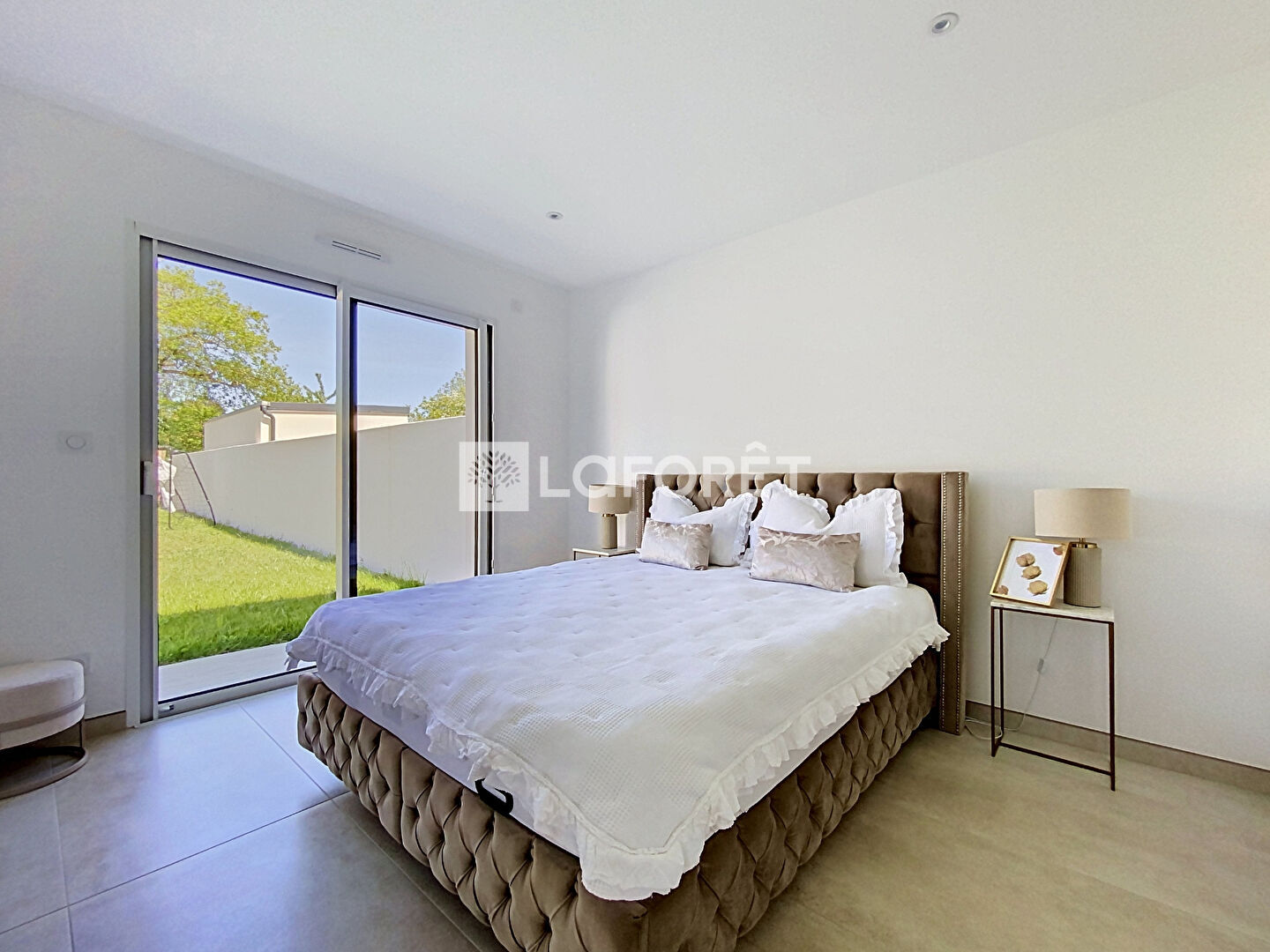 Maison T6 - 140m² - Cholet — 6 pièces, 140 m², 4 chambres — photo 8
