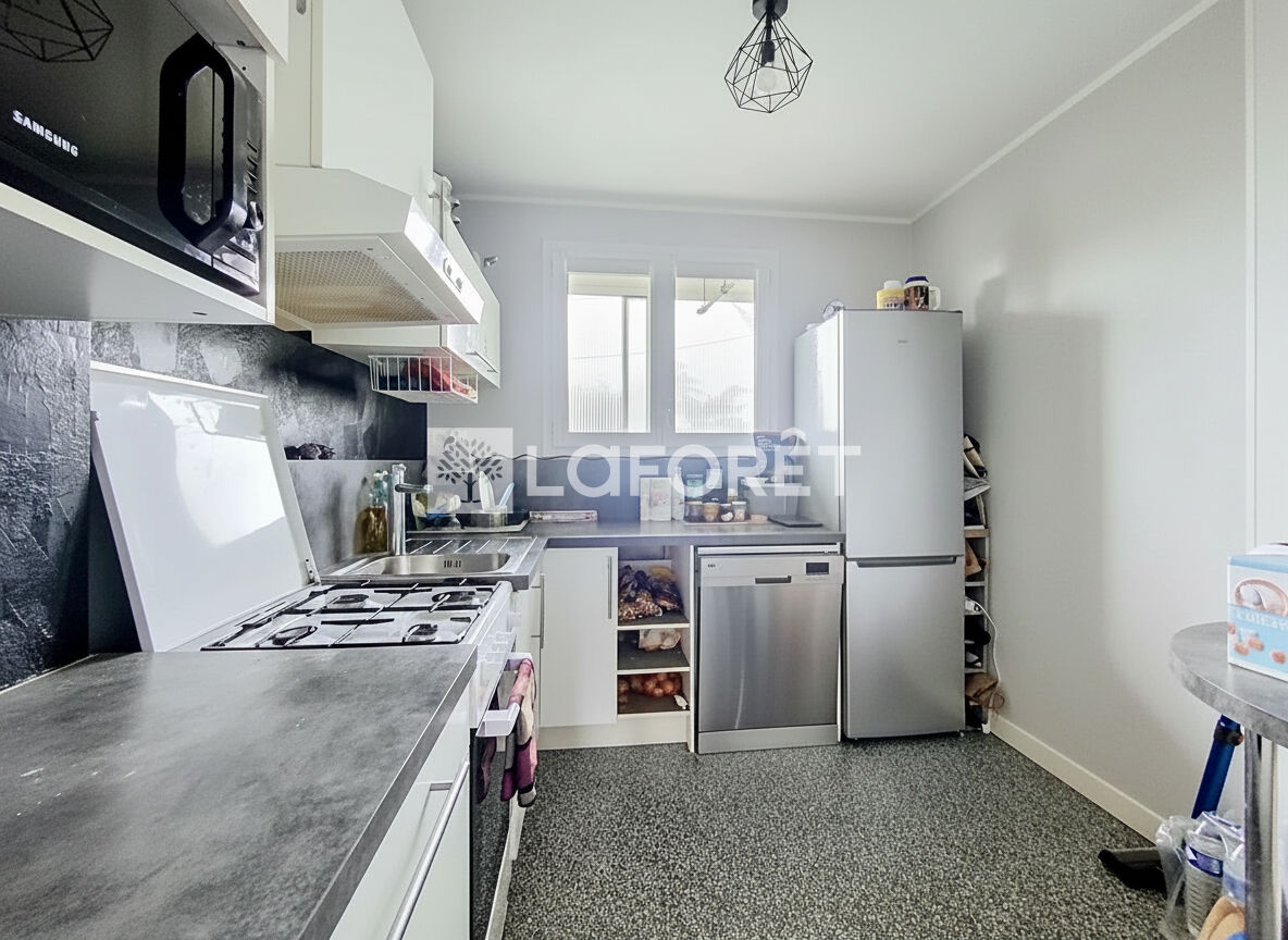 T3 Apartment - 64m² - Cholet — 3-room, 64 sqm, 2 bedrooms — photo 7