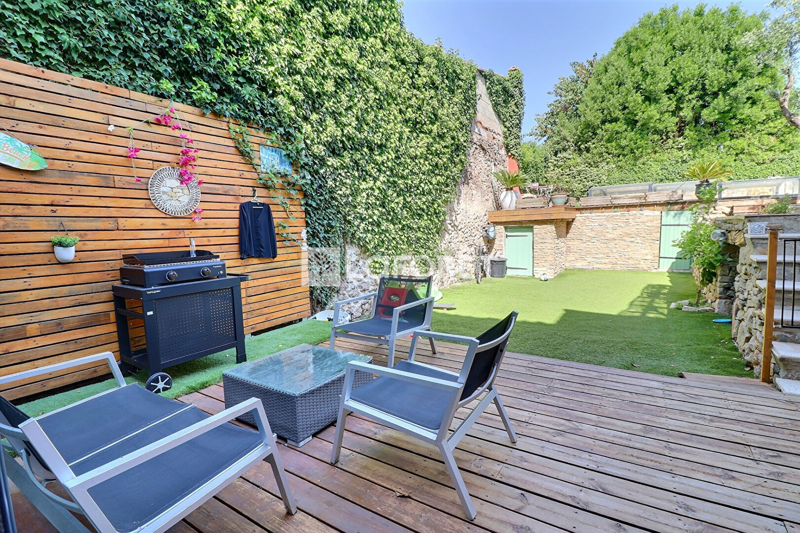Maison à louer, 160m², CUERS