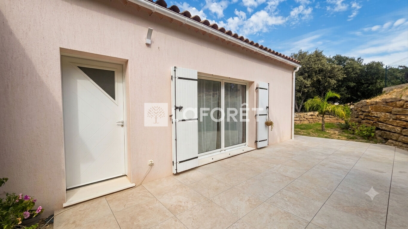 Maison à louer, 89m², CUERS