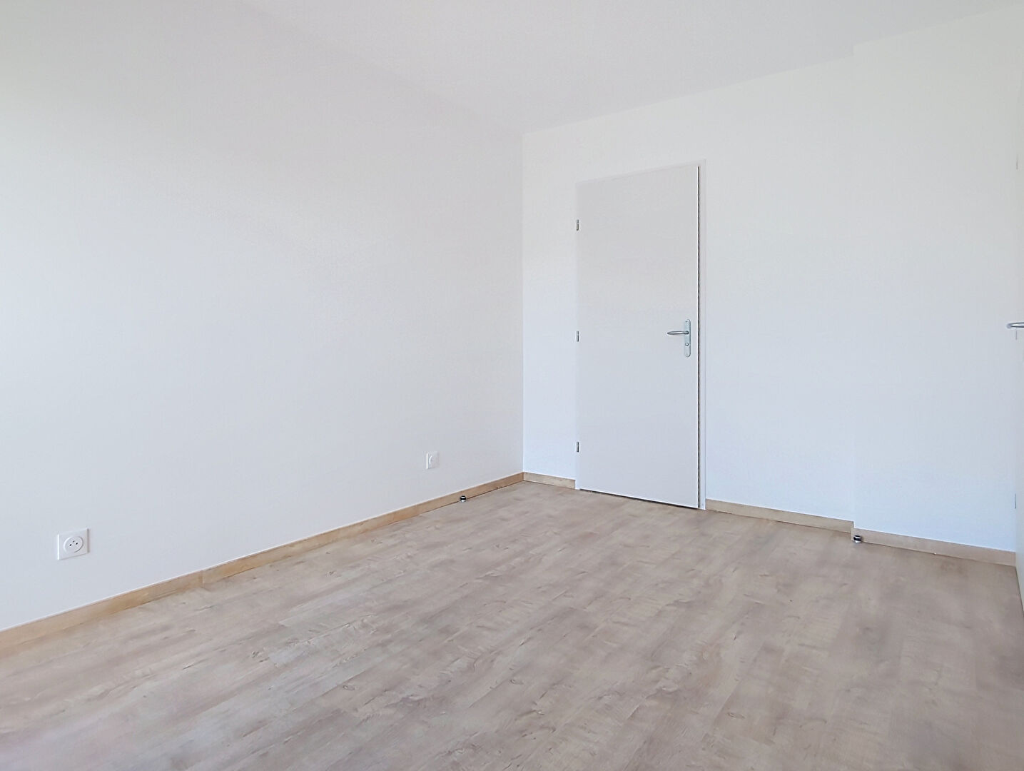 Maison à louer, 37m², Chenôve