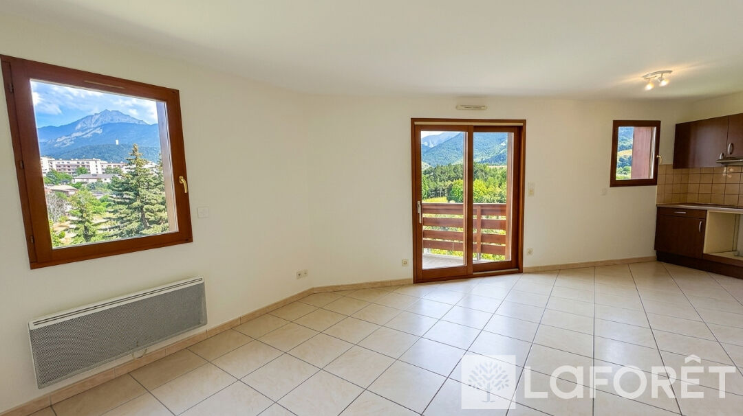 Maison à vendre, 44m², EMBRUN