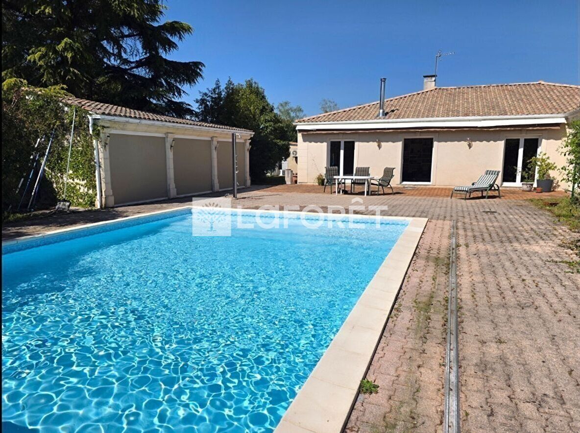 Maison à louer, 201m², EYSINES