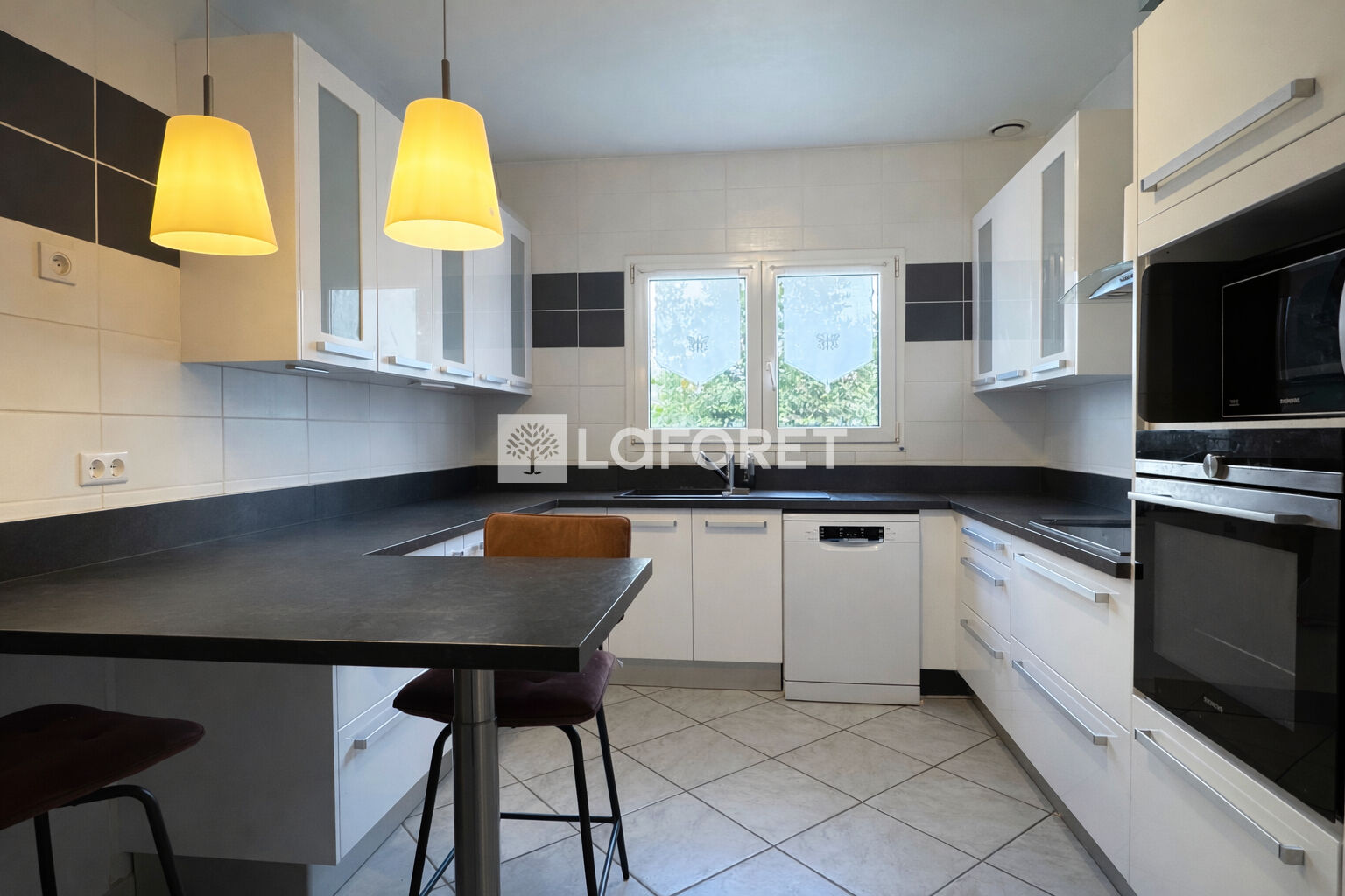 Maison à louer, 201m², EYSINES