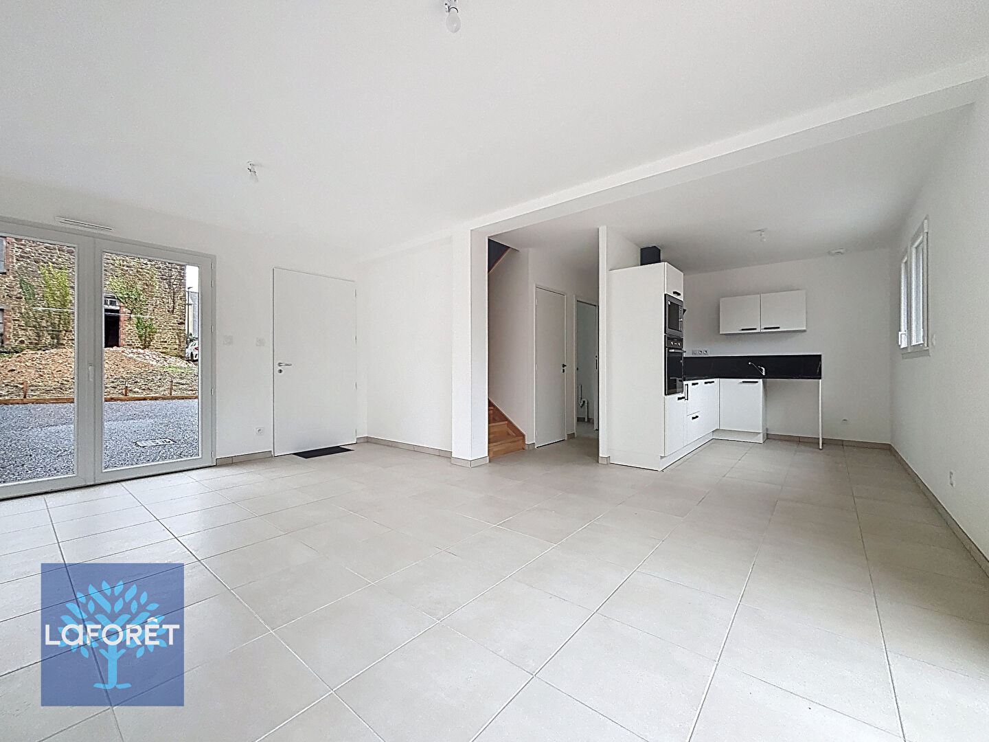 Maison à louer, 76m², Fougères