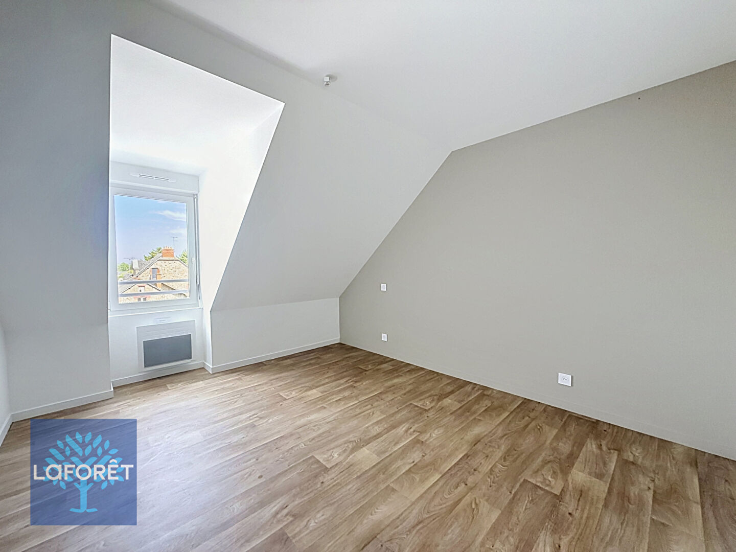 Maison à louer, 46m², FOUGERES