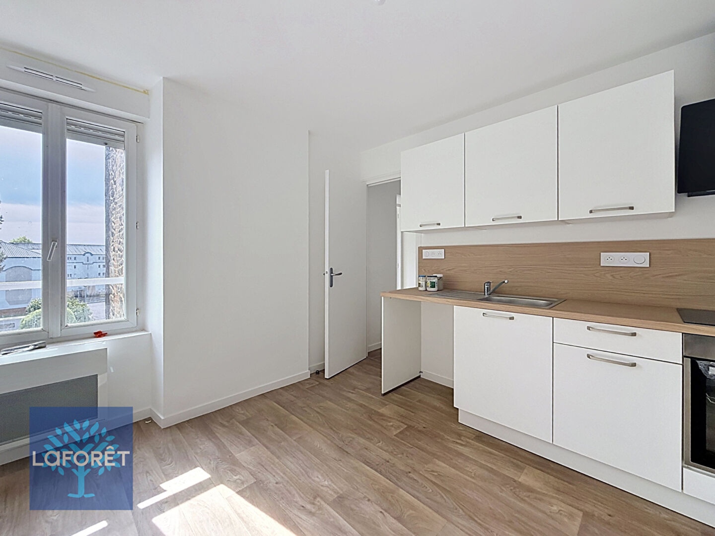 Maison à louer, 25m², FOUGERES