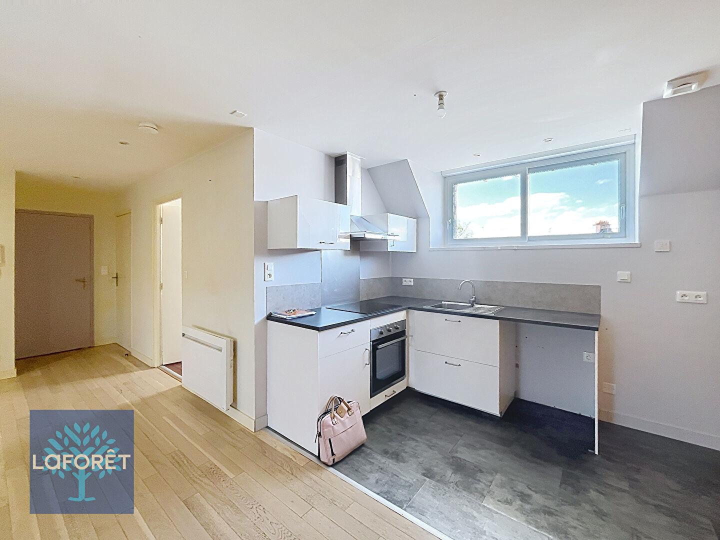 Maison à louer, 57m², FOUGERES
