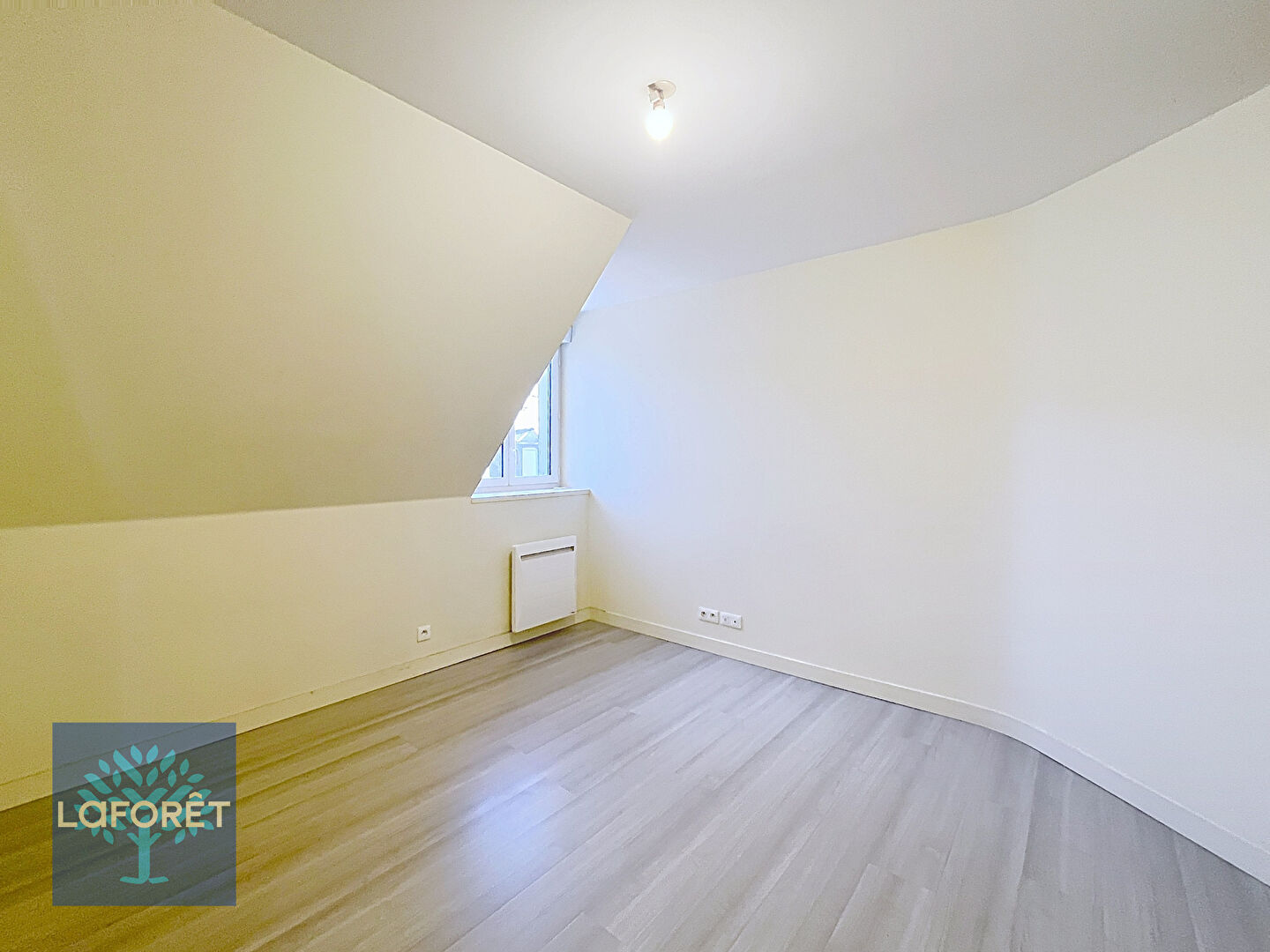 Maison à louer, 57m², FOUGERES