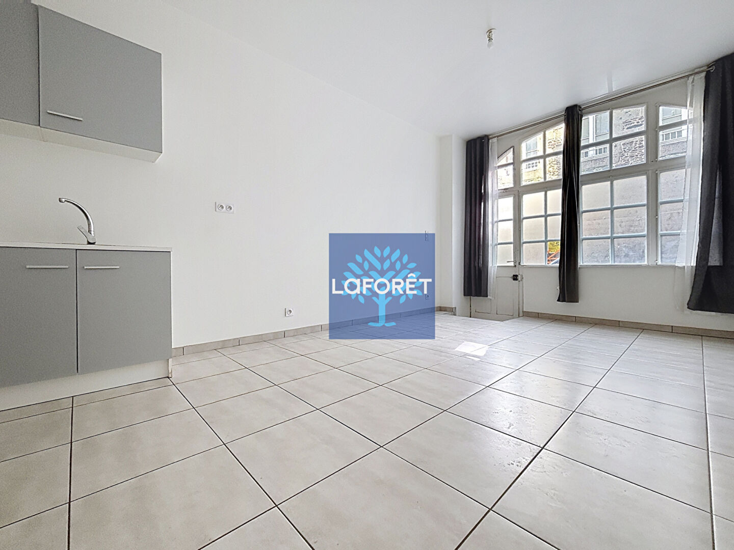 Maison à louer, 36m², FOUGERES