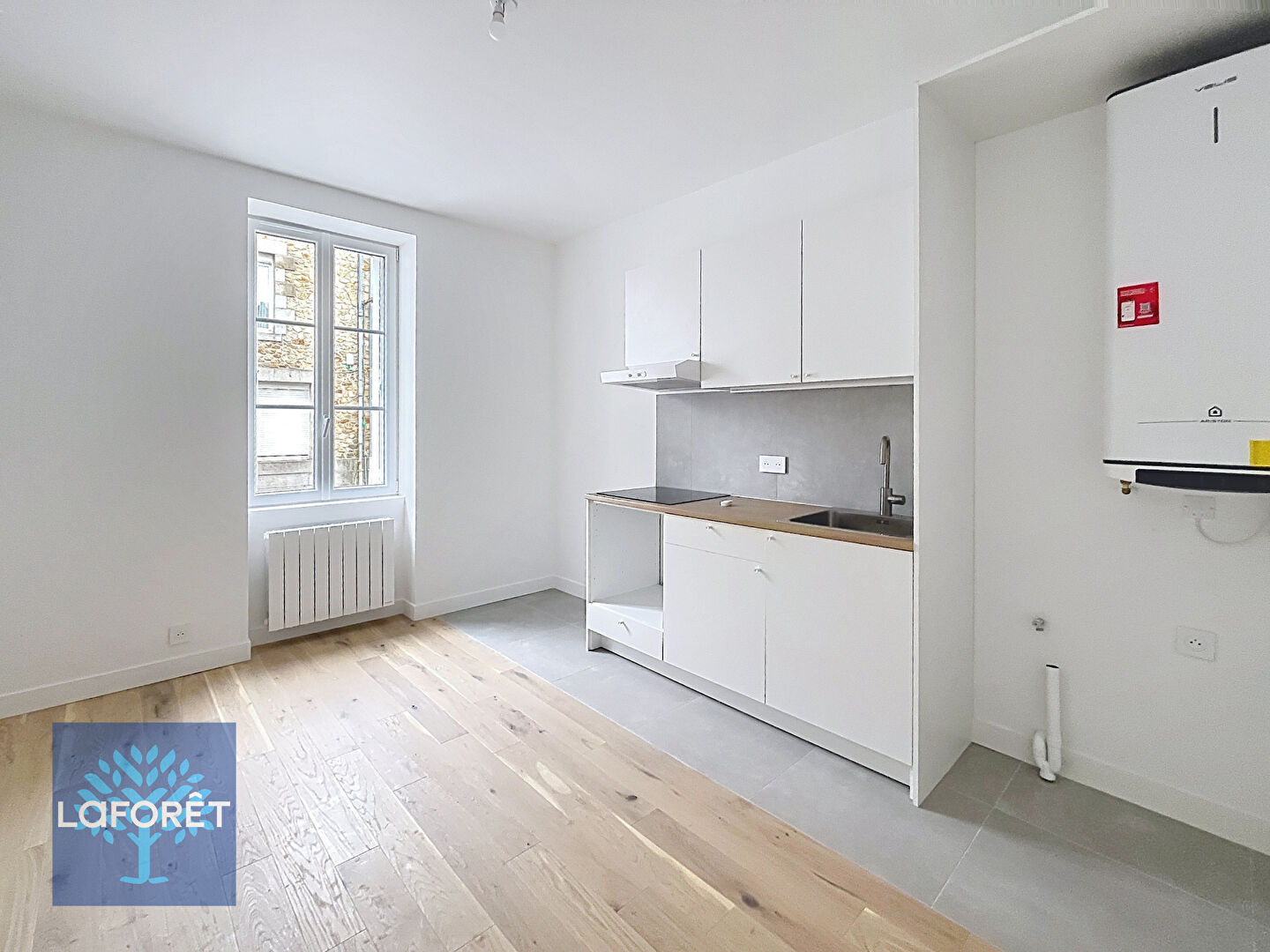 Maison à louer, 30m², FOUGERES