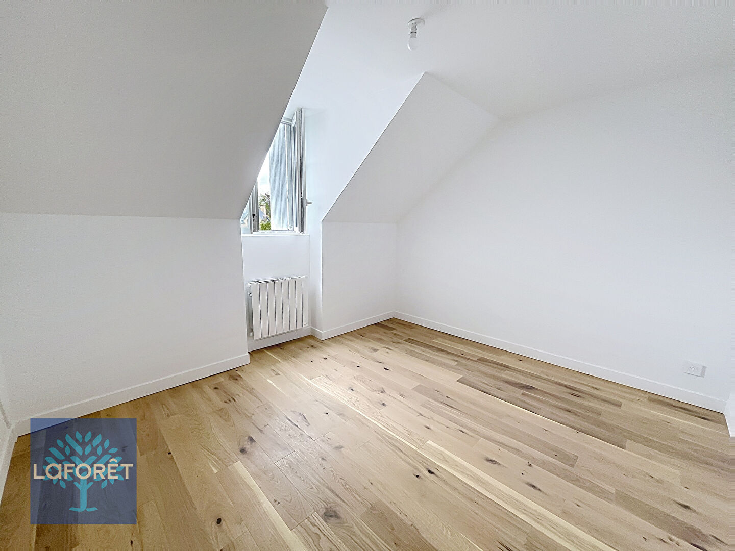 Maison à louer, 28m², FOUGERES