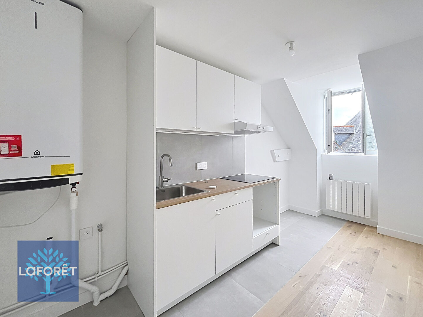 Maison à louer, 36m², FOUGERES