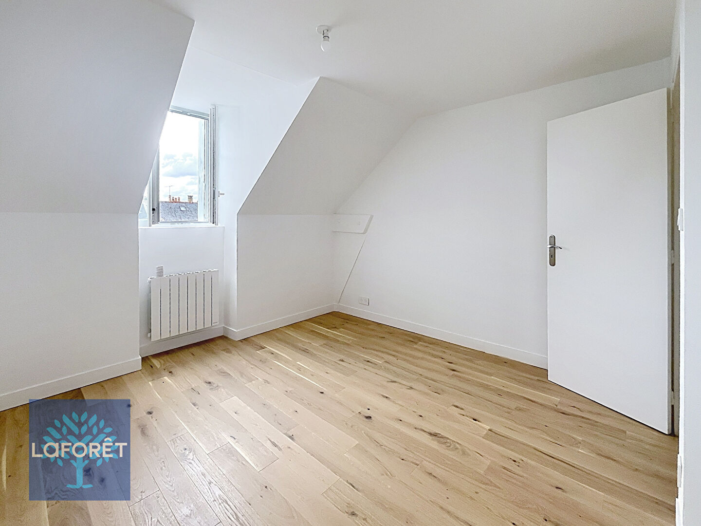 Maison à louer, 36m², FOUGERES
