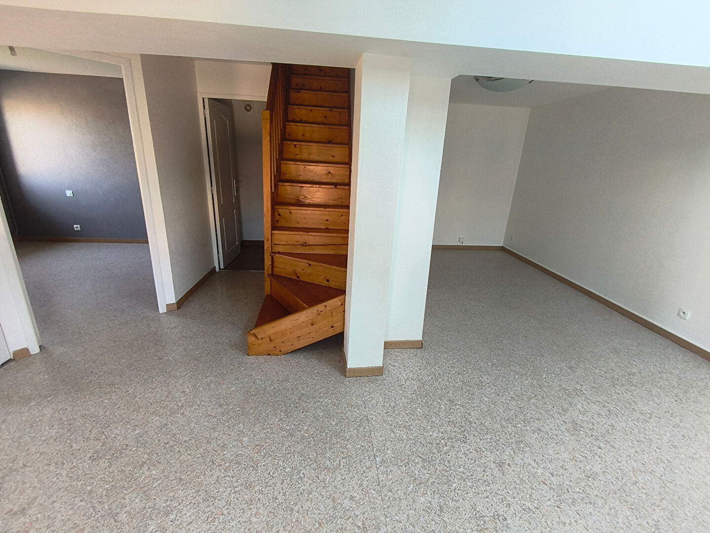 Maison à louer, 61m², Pontpierre