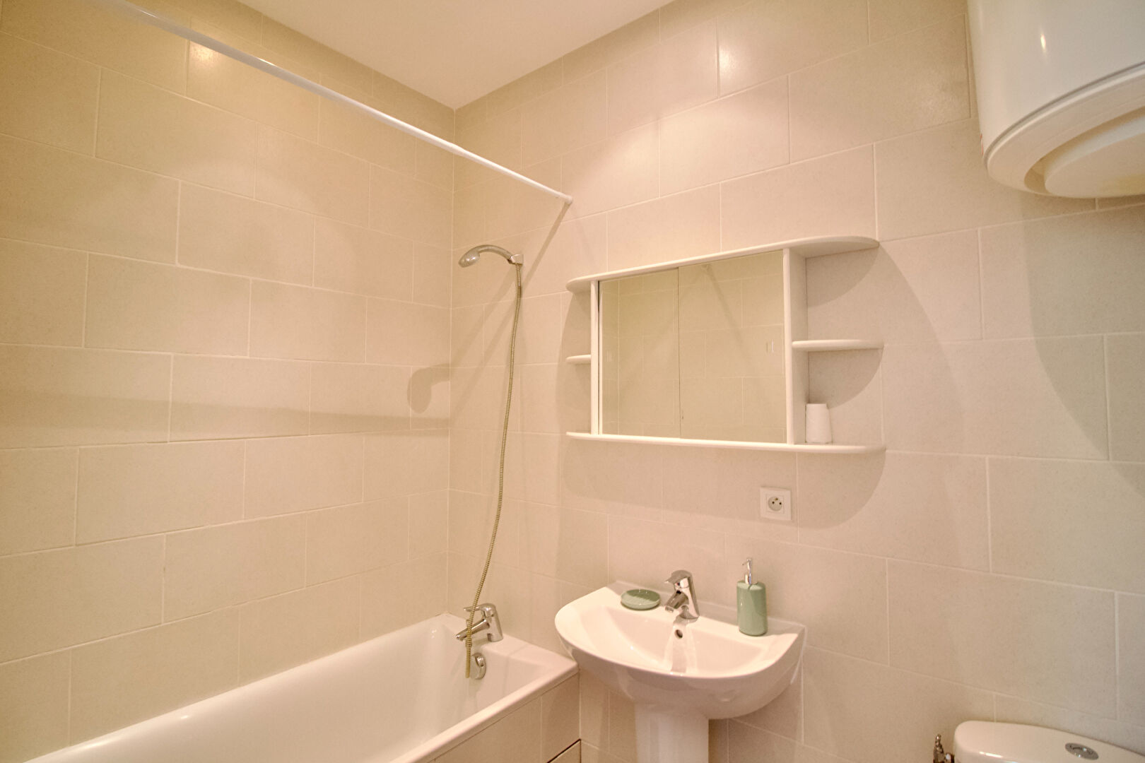 Maison à louer, 30m², La Saulce