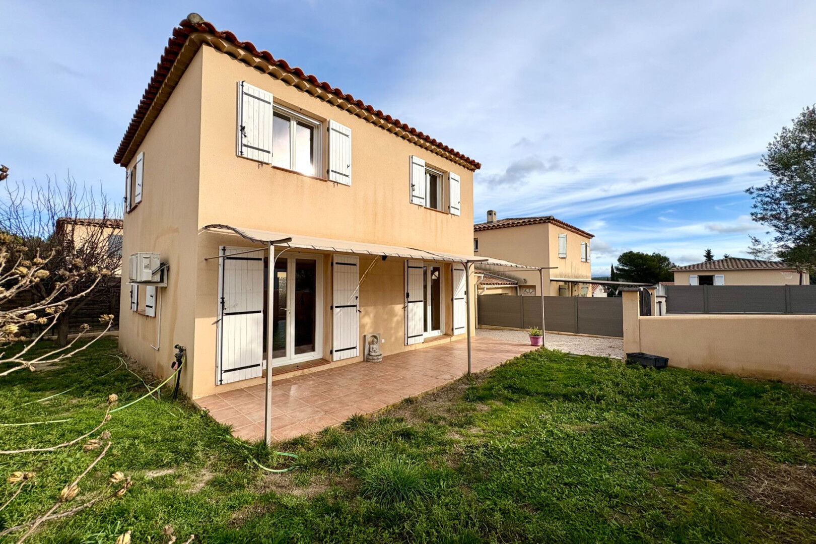 Maison à vendre, 100m², Gréasque