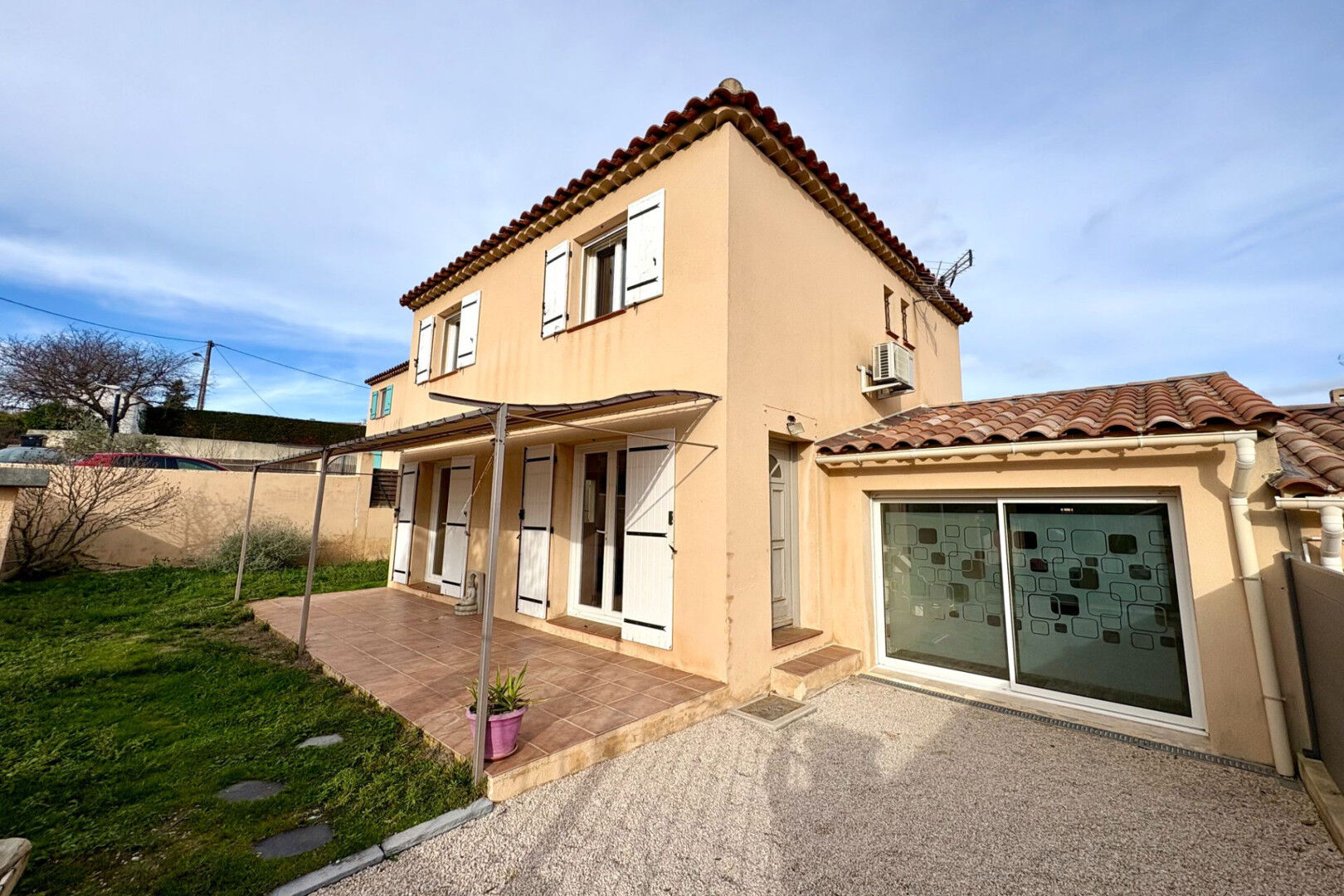 Maison à vendre, 100m², Gréasque