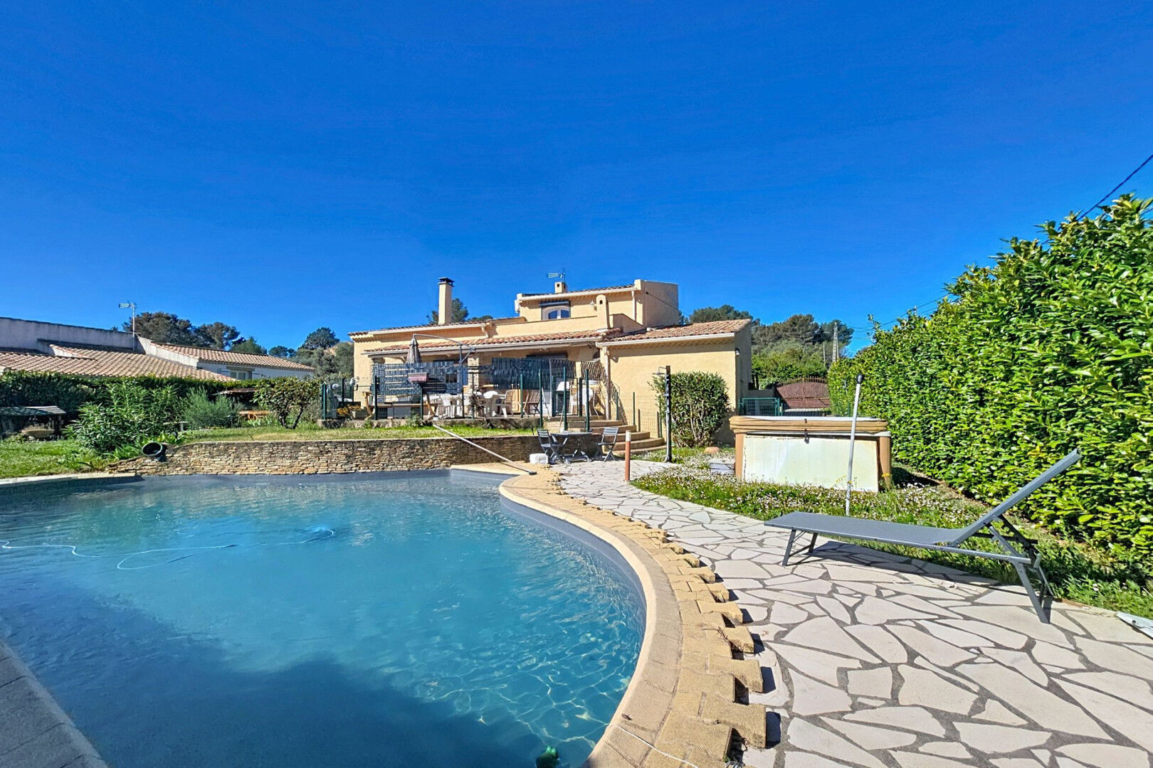 Maison à vendre, 150m², GREASQUE